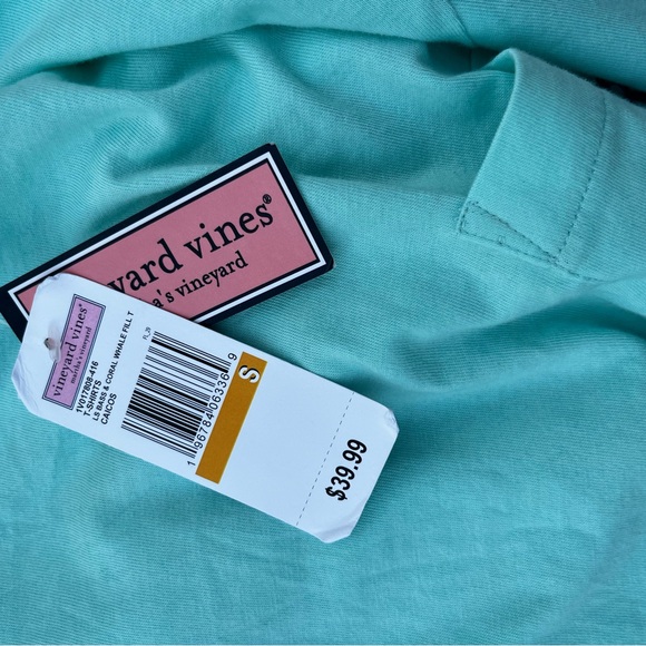 Vineyard Vines Aqua Long-Sleeve with Fish and Coral Reef Whale T-Shirt - Small - Picture 6 of 9